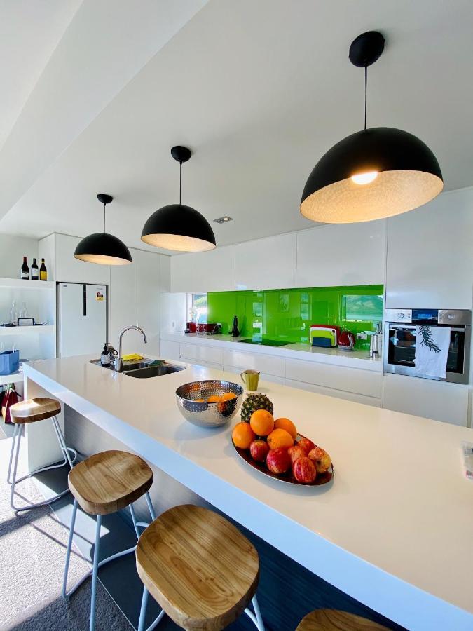 Diamond Harbour Hidden Gem Villa Christchurch Bagian luar foto