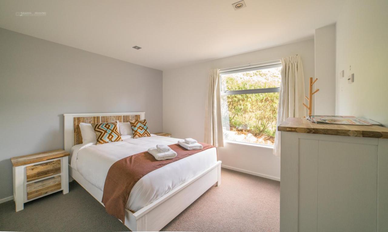 Diamond Harbour Hidden Gem Villa Christchurch Bagian luar foto